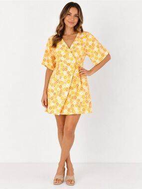 SABO Floral Wrap Mini Dress Kimono Sleeve Yellow Orange Daisy Print Size Small